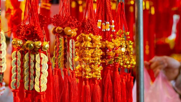 Diversas formas de adornos tradicionales del Festival de Primavera de China (texto: todas las palabras auspiciosas)