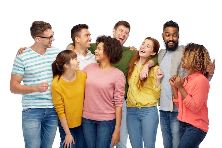 Foto diversidad, raza, etnia y concepto de personas - grupo internacional de hombres y mujeres felices riendo de los blancos