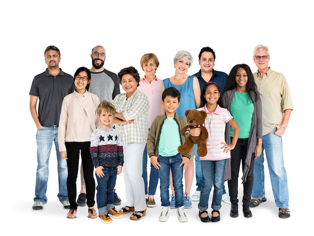 Foto diversidade de pessoas gerações juntos estúdio isolado