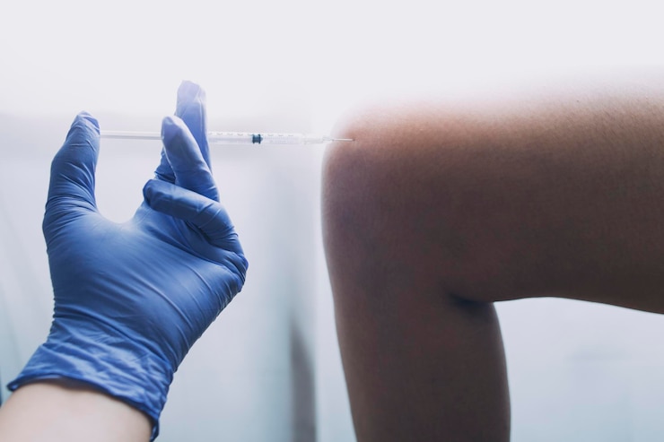 Foto doble exposición del concepto de salud y medicina de tecnología médicos que usan tableta digital e iconos de interfaz de pantalla virtual moderna banner panorámico fondo borroso