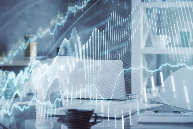 Doble exposición del dibujo del gráfico del mercado de valores y el fondo interior de la oficina Concepto de análisis financiero