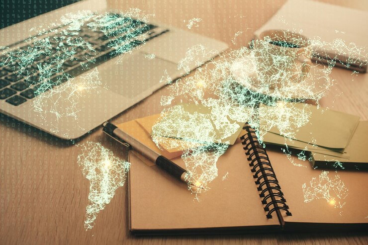 Foto doble exposición del dibujo de la red social y el escritorio con café y artículos en el fondo de la mesa concepto de conexión internacional
