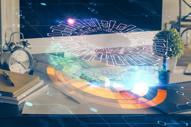 Doble exposición del escritorio con computadora en el fondo y dibujo temático tecnológico Concepto de big data