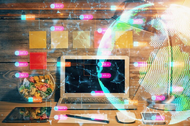 Foto doble exposición del escritorio con computadora y holograma del mapa del mundo concepto de red de datos internacional