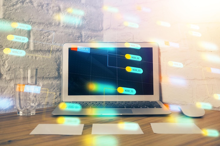 Foto doble exposición del escritorio con computadora personal en el fondo y dibujo de tema tecnológico concepto de bigdata