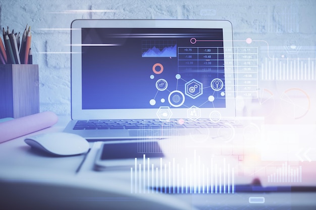 Doble exposición del escritorio con computadora personal en el fondo y dibujo de tema tecnológico Concepto de Bigdata