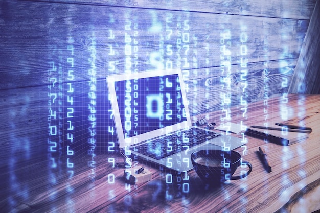 Doble exposición de escritorio con computadora personal en segundo plano y dibujo de tema tecnológico Concepto de análisis de datos