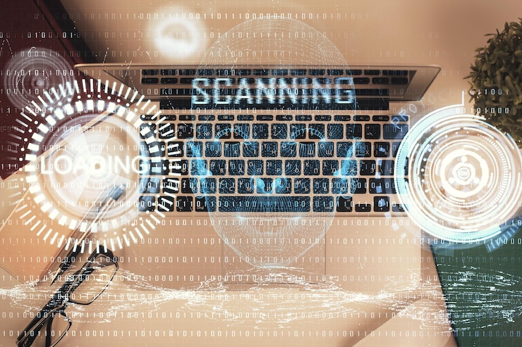Foto doble exposición del holograma de dibujo del tema de datos sobre el fondo de la mesa de trabajo de vista superior con concepto de tecnología de computadora