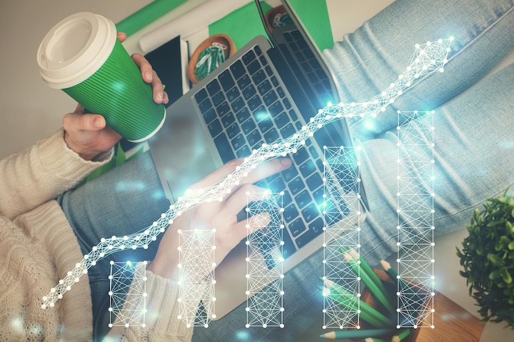 Foto doble exposición de las manos de la mujer escribiendo en la computadora y dibujo de hologramas de gráficos de divisas concepto de inversión en el mercado de valores