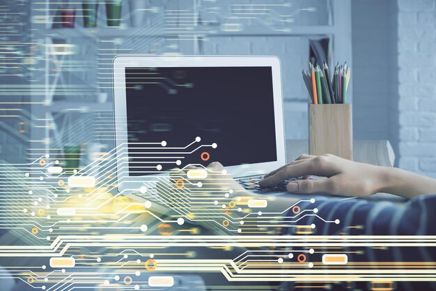 Doble exposición de manos de mujeres trabajando en computadora y dibujo de hologramas de temas de datos Concepto técnico