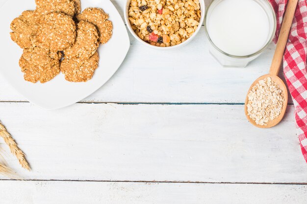 Doce biscoito caseiro com flocos de aveia