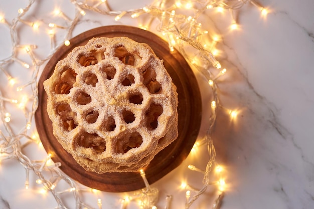 Doce de Natal mexicano típico chamado quotBunuelo de vientoquot ou Culler