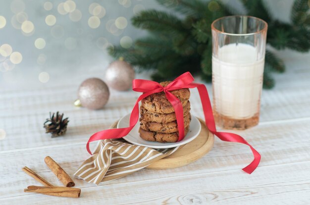 Foto doce de natal para o papai noel o leite e os biscoitos biscoitos para o papai noel
