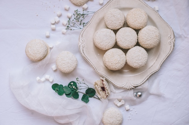 Doce macarrão francês