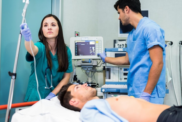 doctores, preparación, paciente, en, hospital