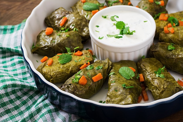 Dolma recheado com arroz e carne