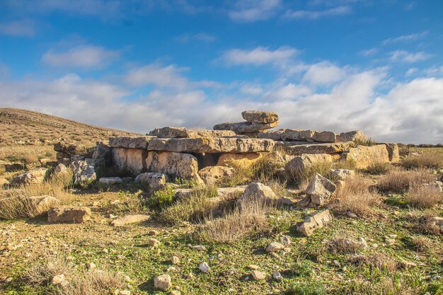 Foto dolmen im westen tunesiens les megalithes d'elles kef tunesien