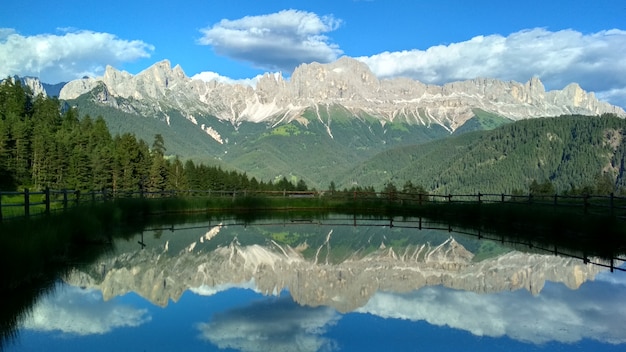 Dolomitas, Tirol del Sur. Ubicación Auronzo, Italia, Europa. Dramática escena inusual.