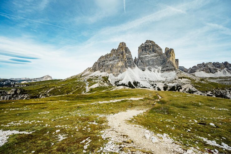 Foto dolomitas tres picos de lavaredo dolomitas italianos con los famosos tres picos de lavaredo tre cime tirol del sur italia