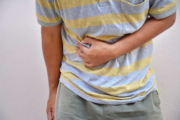 Foto dolor abdominal hombre