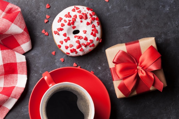 Donut café y caja de regalo.