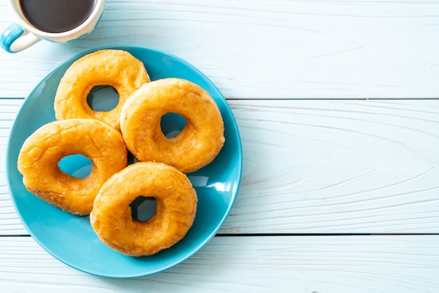 donut com café preto