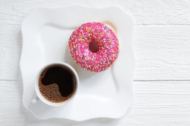 Donut und Kaffee