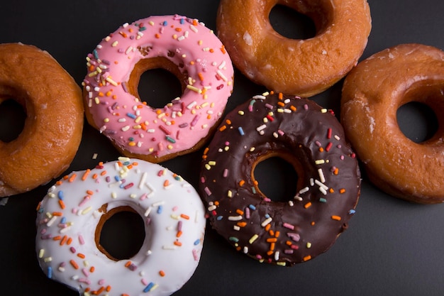 Donuts donuts masa frita glaseado colorido