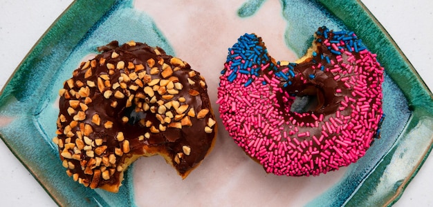 Donuts Donuts