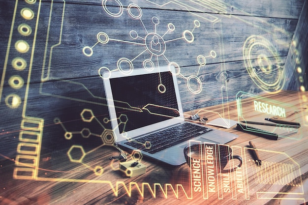 Doppelbelichtung des Desktops mit Personalcomputer im Hintergrund und Technik-Thema-Zeichnung Konzept der Datenanalyse