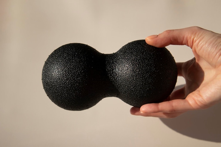 Foto doppelter rücken-selbstmassageball für faszienübungen mfr myofasziale freisetzung