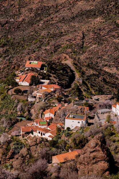 Dorf in den Bergen auf Gran Canaria auf den spanischen Kanarischen Inseln.