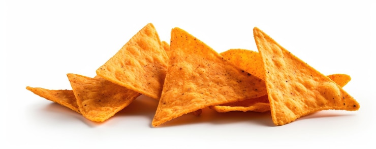 Foto doritos crujientes aislados sobre fondo blanco ia generativa