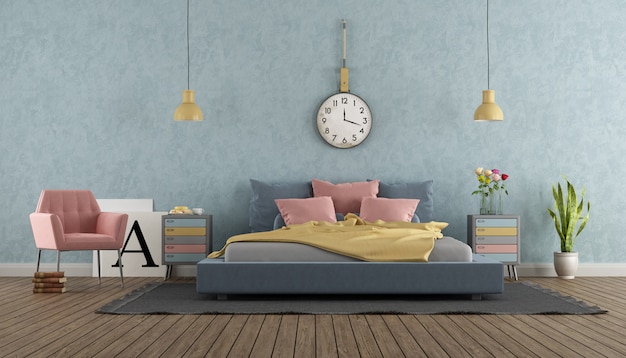 Dormitorio principal en colores pastel con muebles vintage.