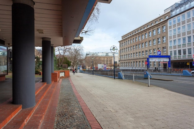 Dortmund Deutschland 03.01.2023 Straße mit Menschen in Dortmund