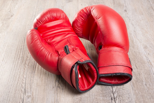 Dos guantes de boxeo