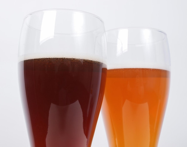 Dos vasos de cerveza alemana