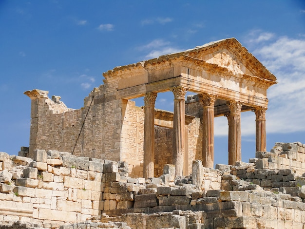 Dougga, ruinas romanas. Patrimonio de la Humanidad de la Unesco en Túnez.