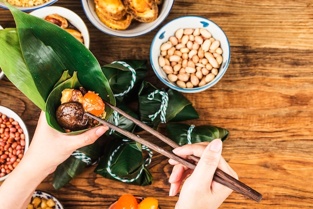 Drachenbootfest Chinesischer Reisknödel Fleisch zongzi