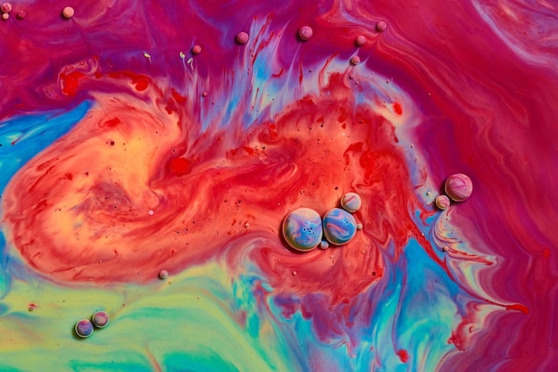 Dragão abstrato com ovos de ativos de fundo de pintura colorida de óleo e leite