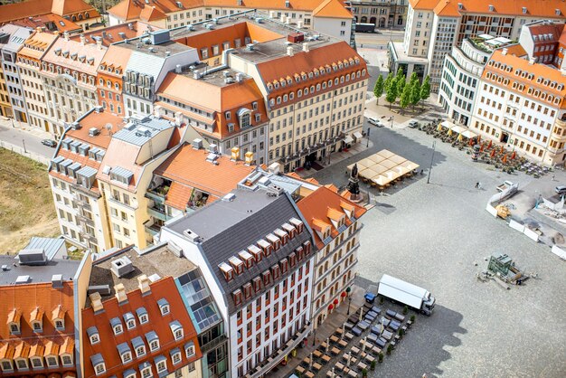 Draufsicht auf die alten Gebäude im Zentrum der Stadt Dresden, Deutschland