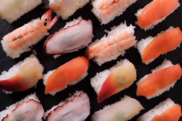 Draufsicht der Draufsicht der japanischen Platte des Sushi-Lebensmittels