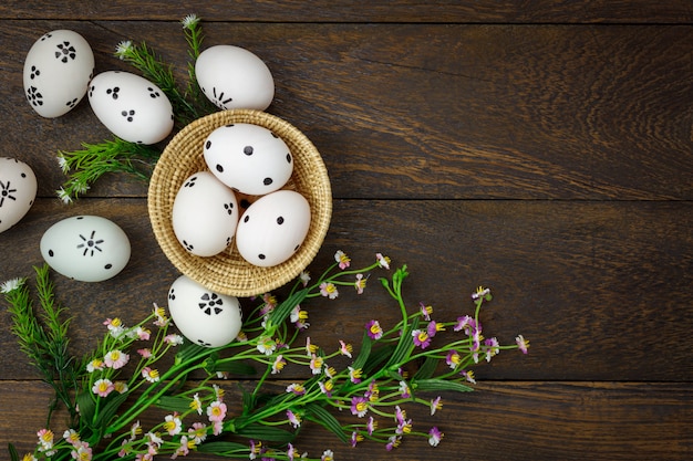 Draufsicht glücklicher Ostern-Hintergrund.