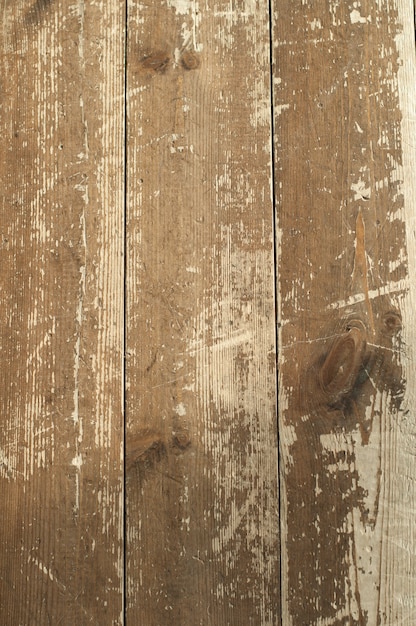 Drei abgenutzte Holzbretter in Form einer braunen Textur