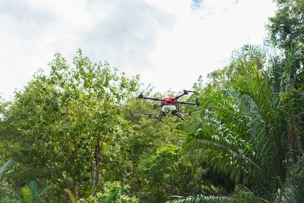 Drone agrícola Voe para fertilizantes e pesticidas. agricultura moderna nova inovação agrícola drone automático