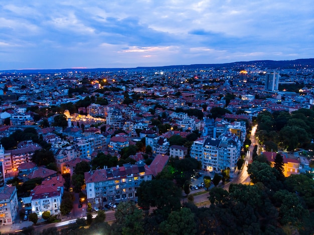 Drone vista de la ciudad de Varna en Bulgaria