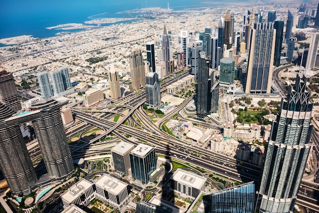 Dubai City von oben gesehen Panoramablick auf moderne Wolkenkratzer