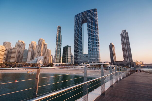 Dubai Emirados Árabes Unidos 15 de fevereiro de 2020 Marina JBR Beach Sea water font edifícios altos
