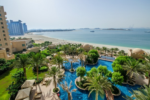 DUBAI, Emiratos Árabes Unidos, 30 DE MARZO Situado en Palm Jumeirah, el Fairmont The Palm ofrece alojamiento de lujo con vistas espectaculares. El 30 de marzo de 2017