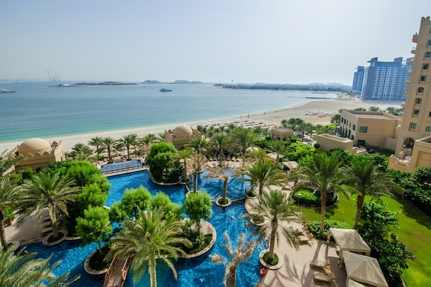 DUBAI, Emiratos Árabes Unidos, 30 DE MARZO Situado en Palm Jumeirah, el Fairmont The Palm ofrece alojamiento de lujo con vistas espectaculares. El 30 de marzo de 2017